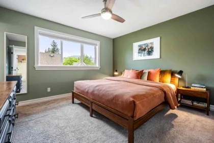 Basement Recreation Room Photo of 45386 Watson Road, Chilliwack, BC