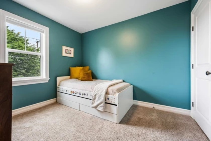 Hallway Photo of 45386 Watson Road, Chilliwack, BC