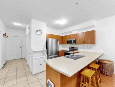 Kitchen Island Photo of 35 730 Farrow Street, Coquitlam, BC