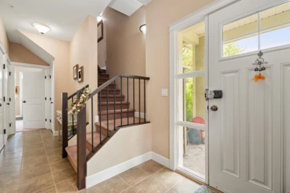 Staircase Photo of 14 45290 Soowahlie Crescent, Chilliwack, BC