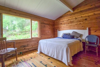 Guest Bathroom Photo of 715 Bowen View Road, Gambier Island, BC