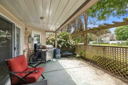 Garage Interior Photo of 104 20433 53 Avenue, Langley, BC