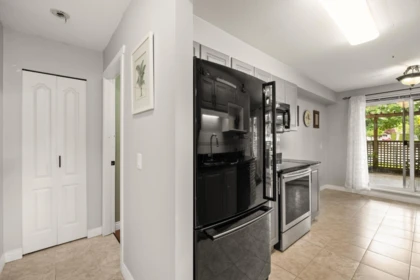 Guest Bathroom Photo of 104 20433 53 Avenue, Langley, BC