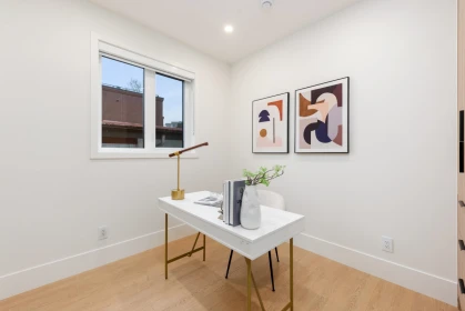 Primary Bedroom Photo of 2 3391 Victoria Drive, Vancouver, BC