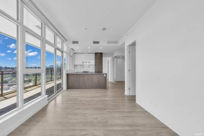 Kitchen Island Photo of 1605 5311 Goring Street, Burnaby, BC