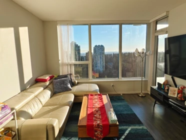 Breakfast Nook Photo of 2805 5883 Barker Avenue, Burnaby, BC