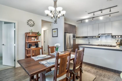 309 545 Foster Avenue, Coquitlam, BC, Coquitlam — Apartment/Condo for sale