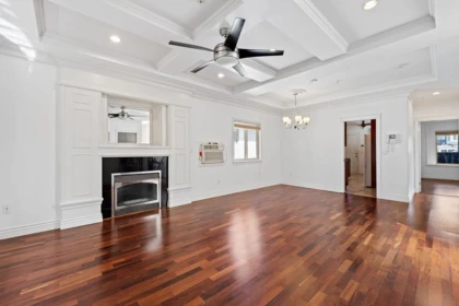 Breakfast Nook Photo of 5388 Sherbrooke Street, Vancouver, BC