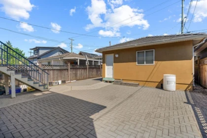 Swimming Pool Photo of 5388 Sherbrooke Street, Vancouver, BC