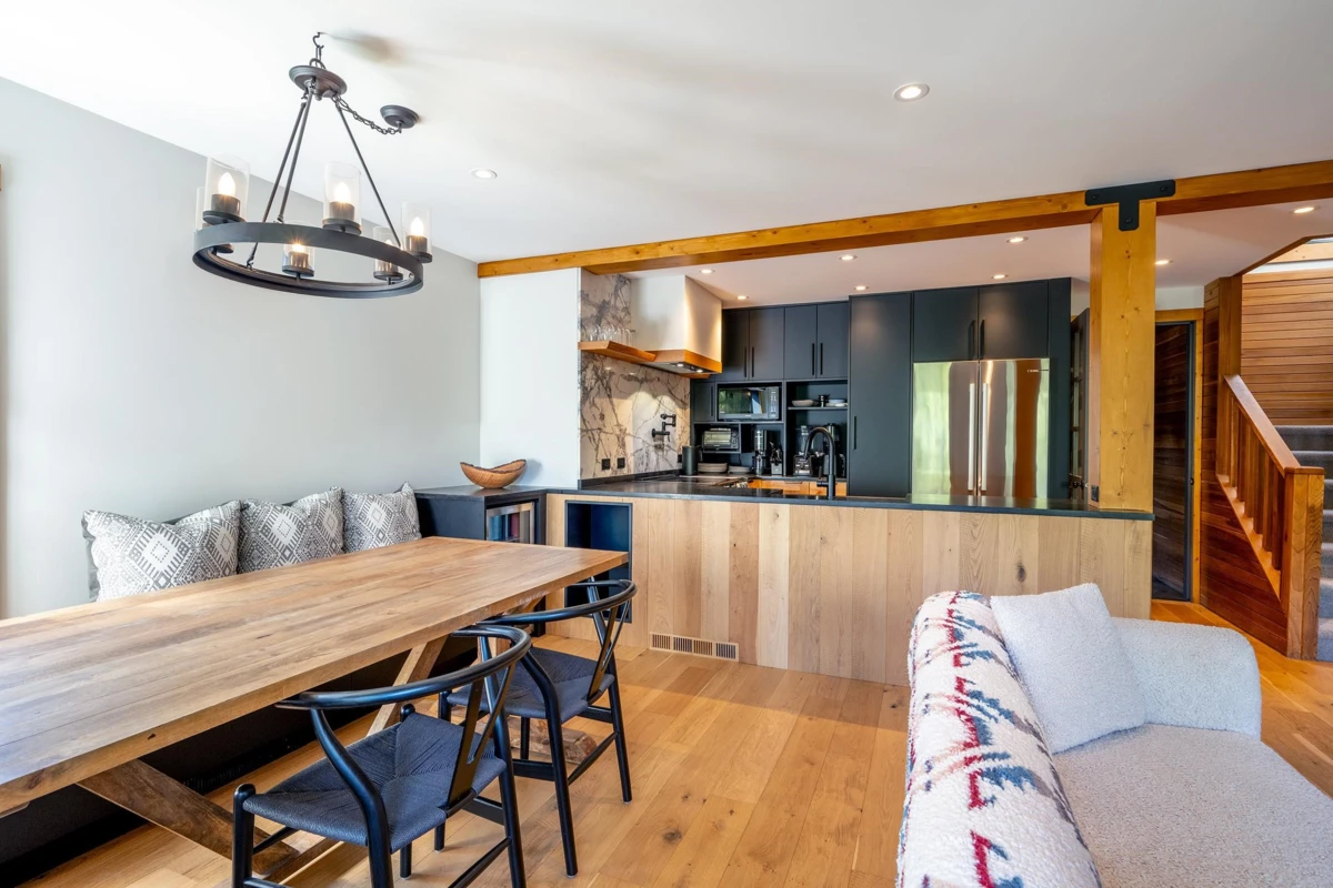 Living Room Photo of 23 6127 Eagle Ridge Crescent, Whistler, BC