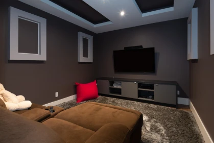 Hot Tub / Spa Photo of 908 Beaconsfield Road, North Vancouver, BC