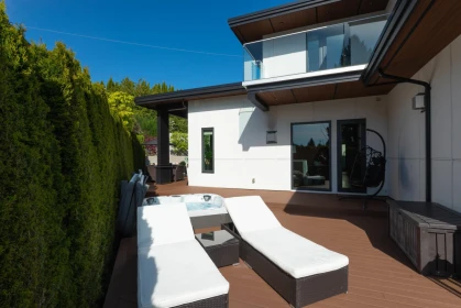 Outdoor Kitchen Photo of 908 Beaconsfield Road, North Vancouver, BC