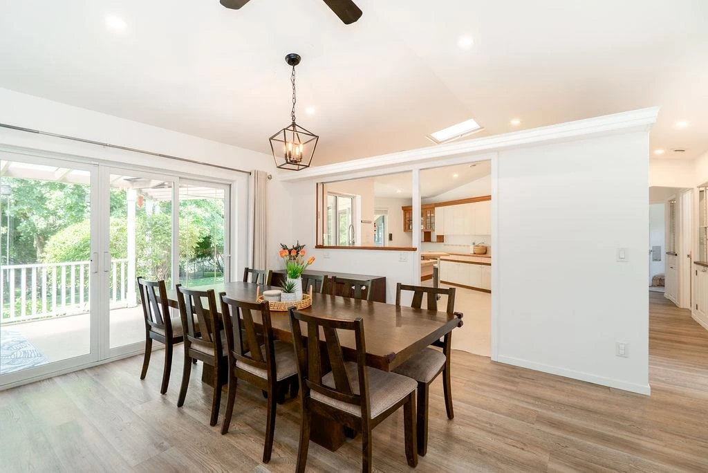 Dining Area Photo of 1032 Edgewater Crescent, Squamish, BC
