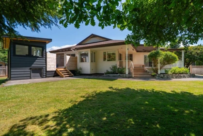 Garden / Landscaping Photo of 1032 Edgewater Crescent, Squamish, BC