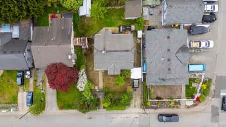 Backyard Photo of 33433 3 Avenue, Mission, BC