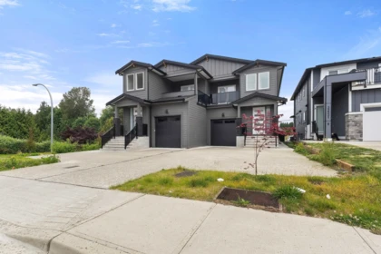 Outdoor Kitchen Photo of 32513 Higginbottom Court, Mission, BC
