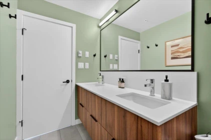 Laundry Room Photo of 605 3229 St Johns Street, Port Moody, BC