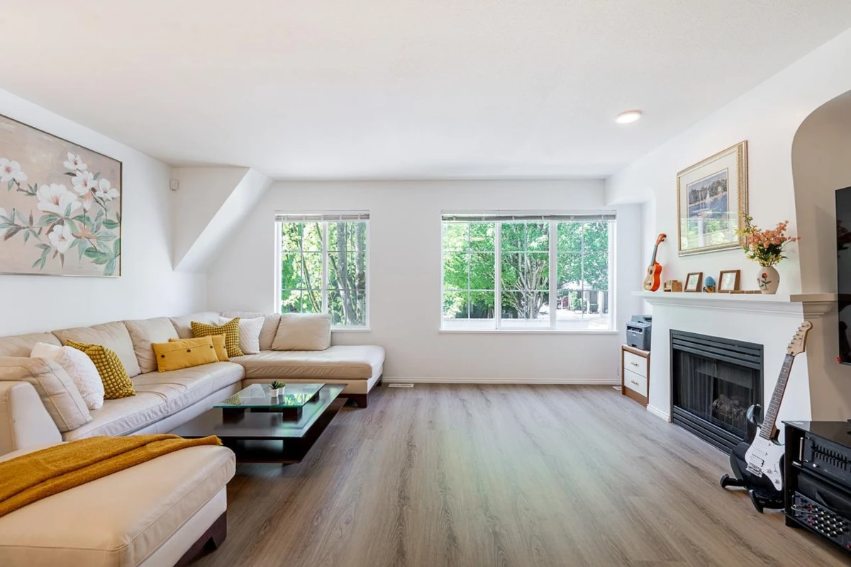 Dining Area Photo of 112 8775 161 Street, Surrey, BC