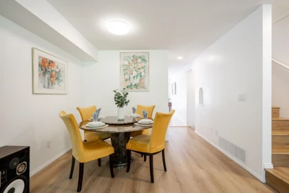 Breakfast Nook Photo of 112 8775 161 Street, Surrey, BC