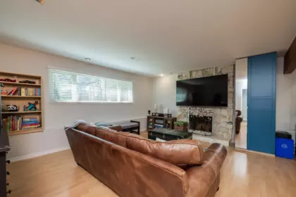 Office / Den Photo of 2331 Tolmie Avenue, Coquitlam, BC