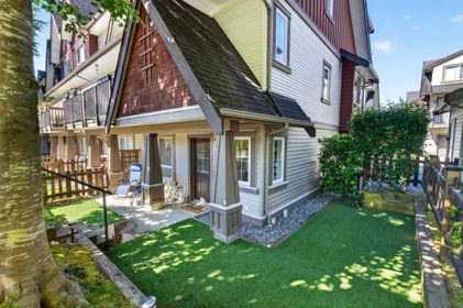 7 7155 189 Street, Surrey, BC, Surrey — Townhouse for sale