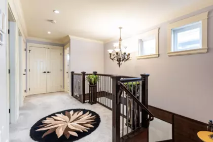 Entry Foyer Photo of 19470 72 Avenue, Surrey, BC