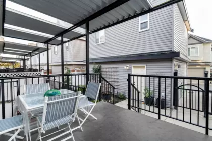Swimming Pool Photo of 19470 72 Avenue, Surrey, BC