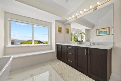 Laundry Room Photo of 1442 Strawline Hill Street, Coquitlam, BC