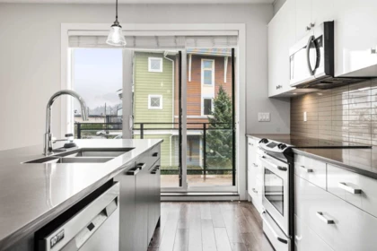 Breakfast Nook Photo of 3 45615 Tamihi Way, Chilliwack, BC