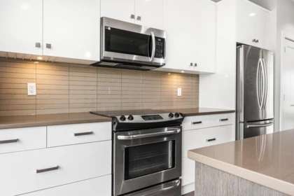 Kitchen Photo of 3 45615 Tamihi Way, Chilliwack, BC