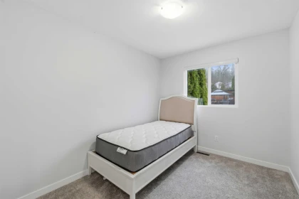 Basement Recreation Room Photo of 10256 243a Street, Maple Ridge, BC