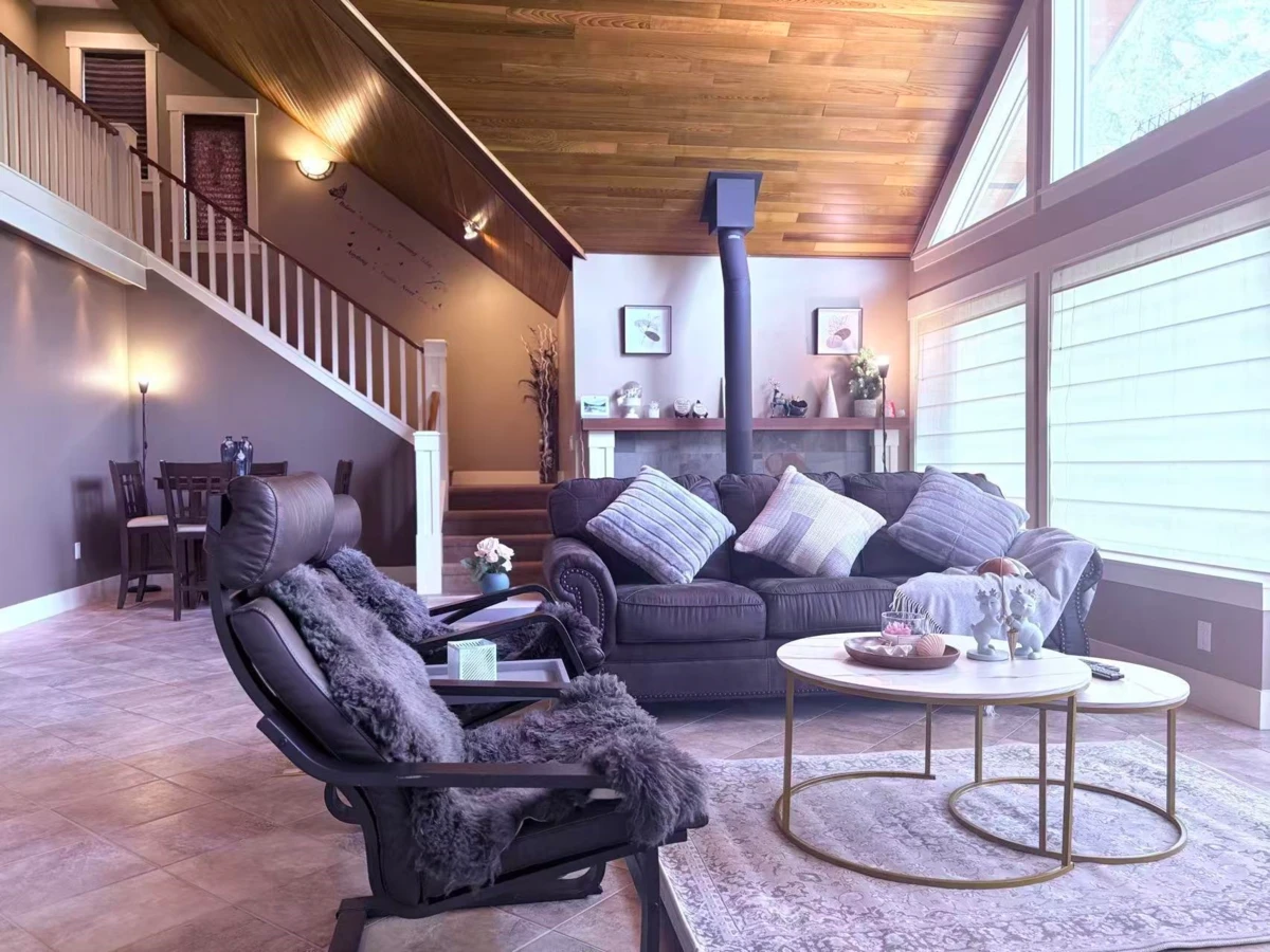 Dining Area Photo of 5393 Sans Souci Road, Sunshine Valley, BC