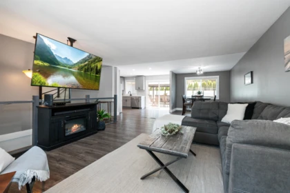 Breakfast Nook Photo of 10148 Beaver Crescent, Chilliwack, BC