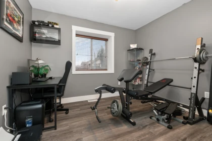 Powder Room Photo of 10148 Beaver Crescent, Chilliwack, BC