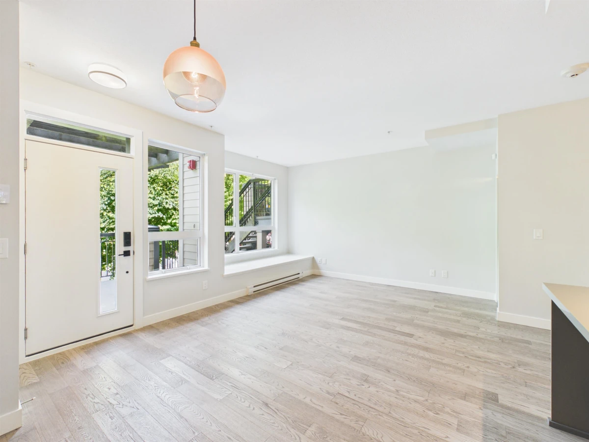 Dining Area Photo of 13 3201 Noel Drive, Burnaby, BC