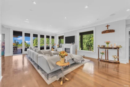 Basement Recreation Room Photo of 1108 Highland Place, West Vancouver, BC