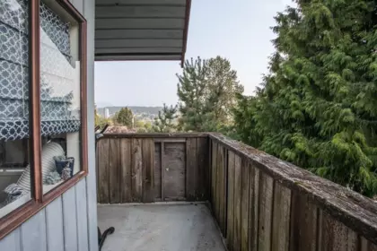 Basement Recreation Room Photo of 918 Ladner Street, New Westminster, BC