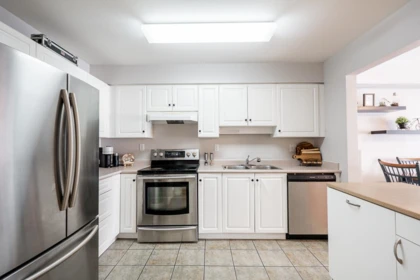 Primary Bedroom Photo of 101 15885 84 Avenue, Surrey, BC