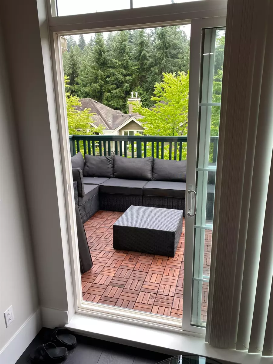 Dining Area Photo of 404 5605 Hampton Place, Vancouver, BC