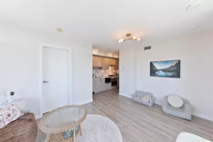 Breakfast Nook Photo of 2508 13350 Central Avenue, Surrey, BC