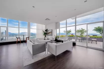 Loft / Bonus Room Photo of 2508 13350 Central Avenue, Surrey, BC
