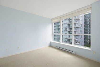 Bedroom 4 Photo of 908 13325 102a Avenue, Surrey, BC