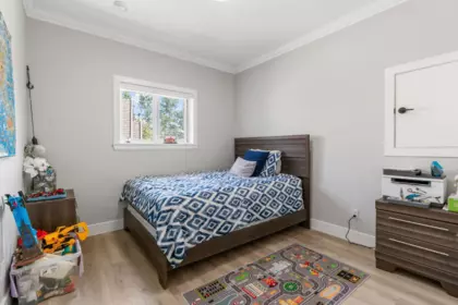 Entry Foyer Photo of 6287 148a Street, Surrey, BC