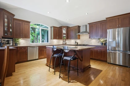 Kitchen Island Photo of 24165 65 Avenue, Langley, BC