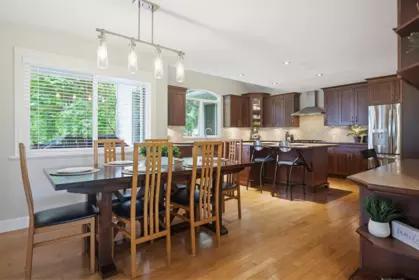 Kitchen Photo of 24165 65 AVENUE, Langley BC V2Y 2H1