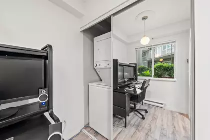 Kitchen Photo of 316 528 Rochester Avenue, Coquitlam, BC