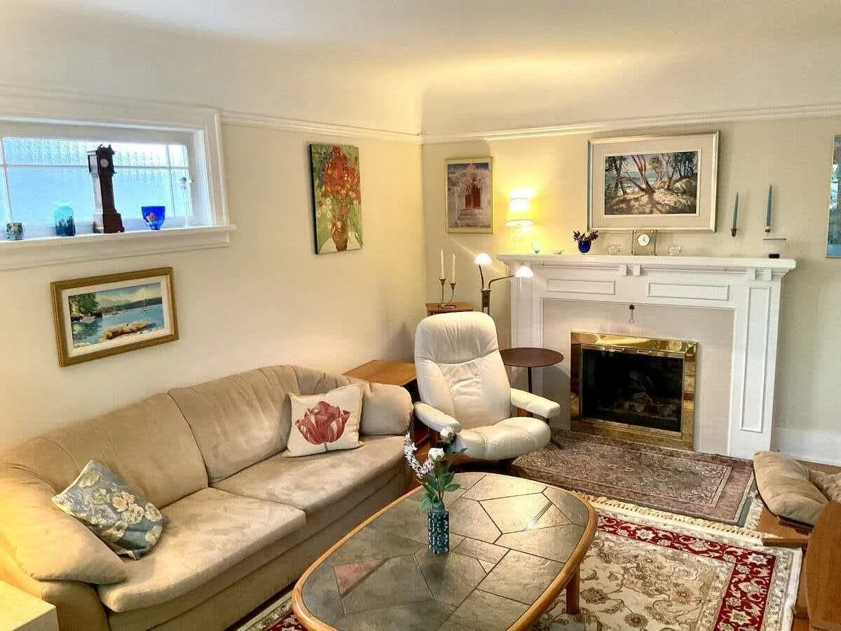 Family Room Photo of 3974 W 18th Avenue, Vancouver, BC