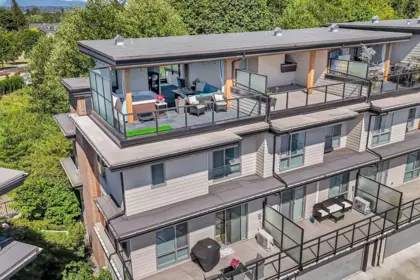 31 15775 Mountain View Drive, Surrey, BC, Surrey — Townhouse for sale