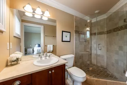 Laundry Room Photo of 13385 23 Avenue, Surrey, BC