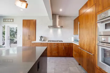 Kitchen Photo of 6330 Chatham Street, West Vancouver, BC